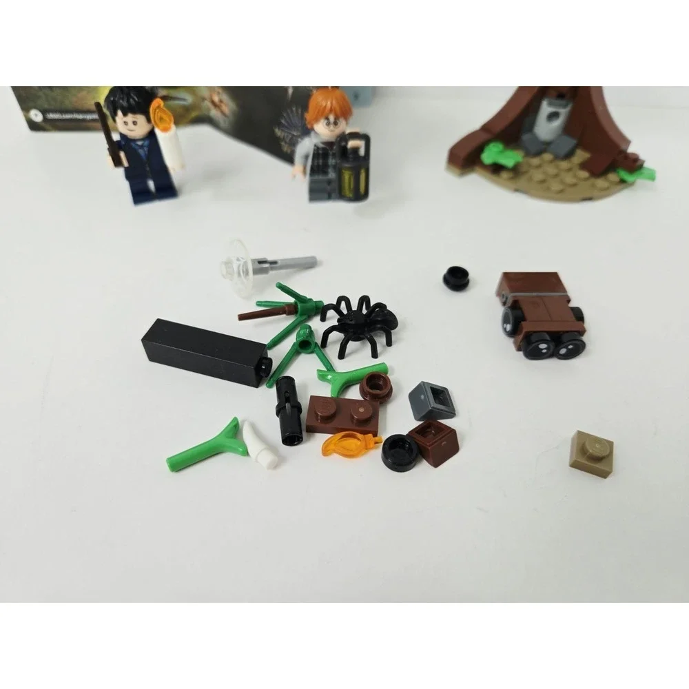 Lego 75950 Harry Potter Aragogs Lair pieces